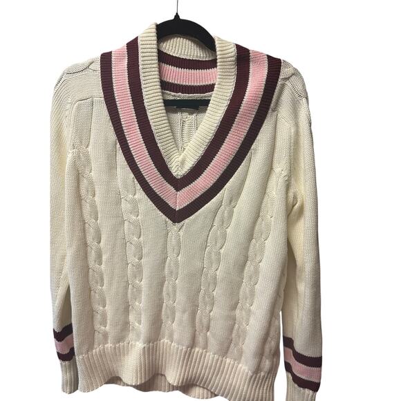 VINEYARD VINES-Marshmallow Cable V-Neck Sweater Size S - Picture 3 of 4
